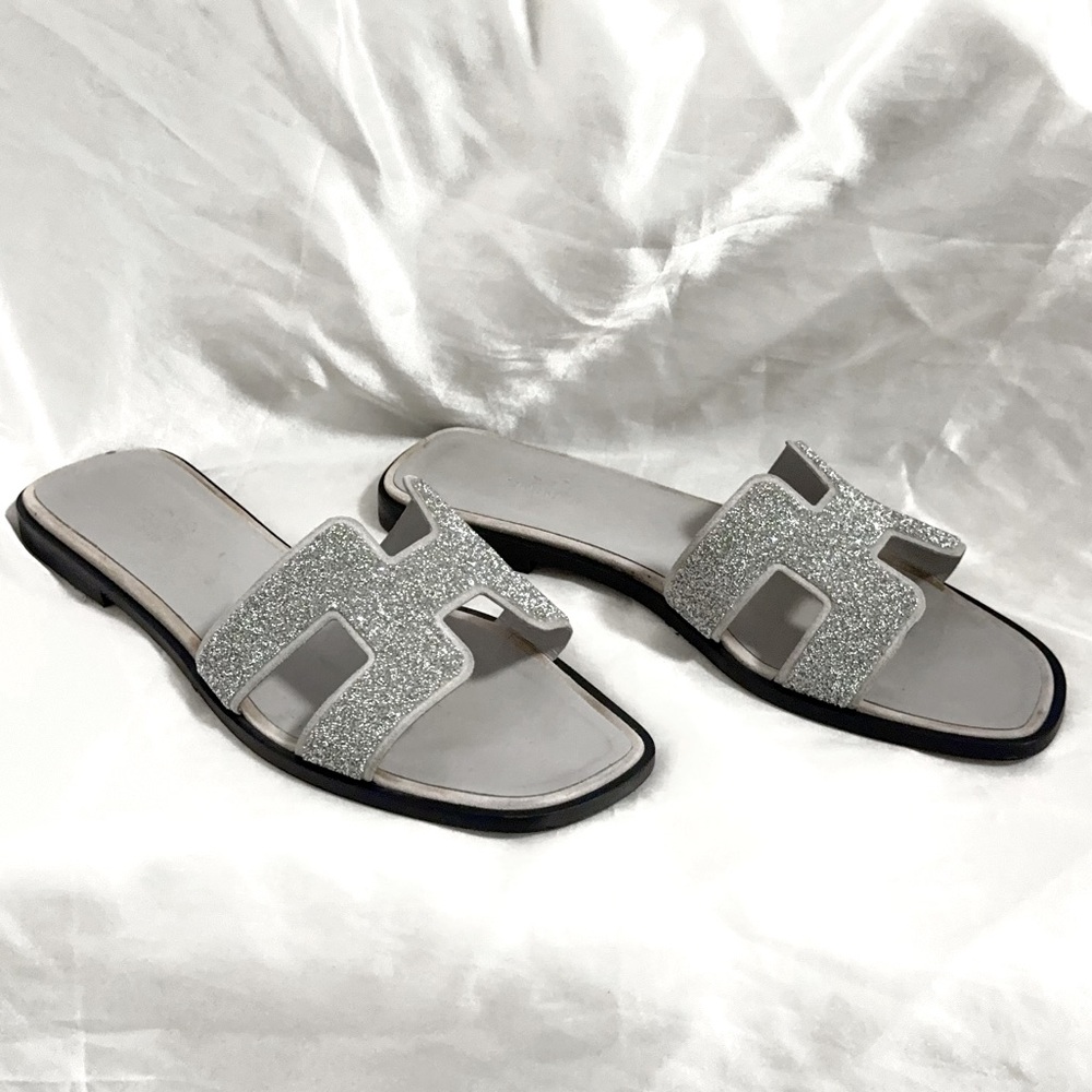 Hermes Grey Sliver Glitter Oran Sandals